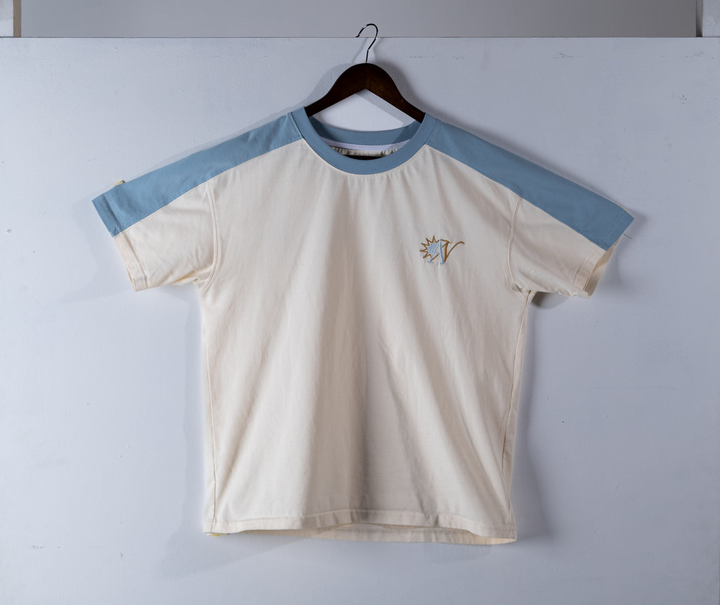 Nuna Heritage Tee: Ash Blue